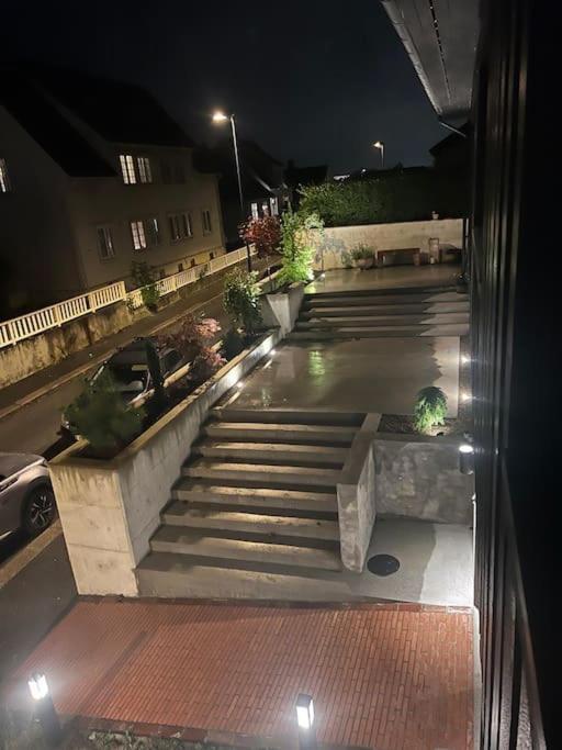 Villaer Sentrum, Valand Stavanger